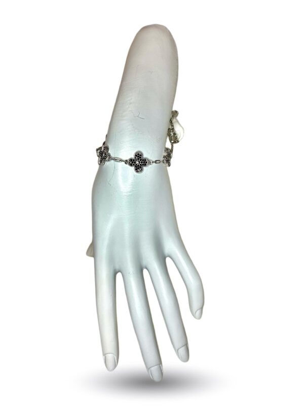 Bracelete Black Clover - Image 2